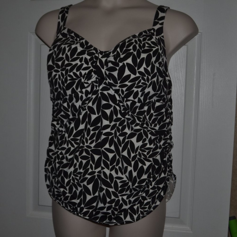 Woman's Land's End swim Tankini  Size 18